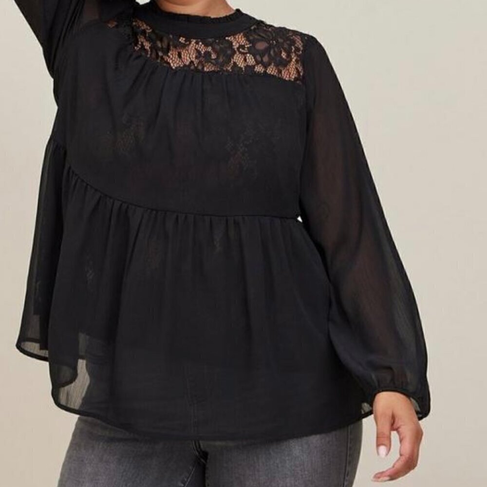 Torrid Women's Plus Black Long Sleeve Lace Trim Tierd Top/Blouse 1X NWT
